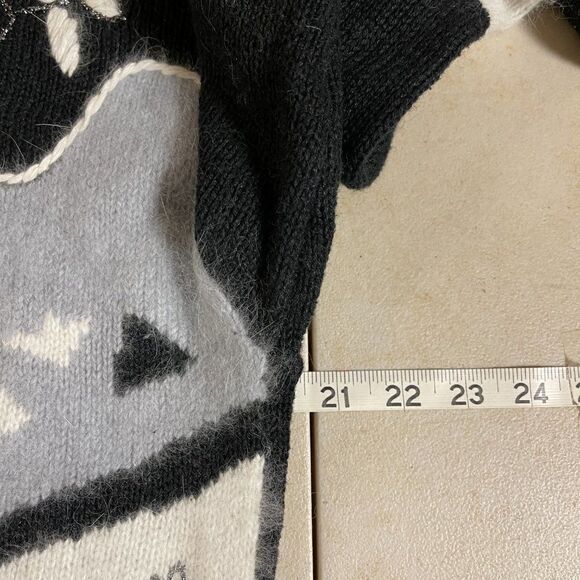 Vintage Carducci Black White sweater size M - Picture 7 of 10